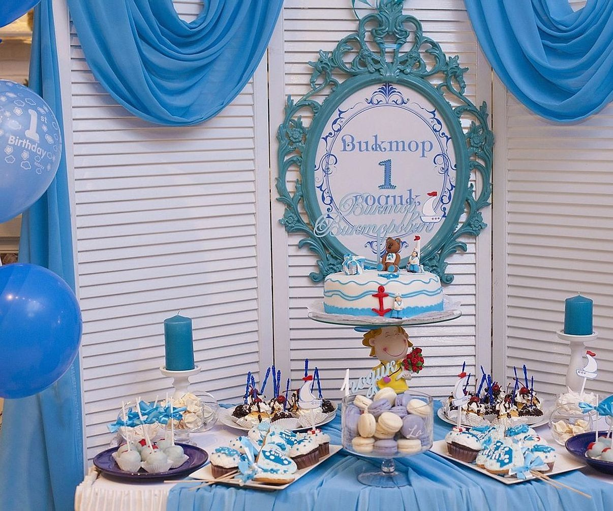 Mostrador de golosinas y chocolates artesanales